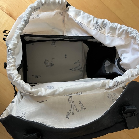 No Reception Club Bag - Picture 6 of 8